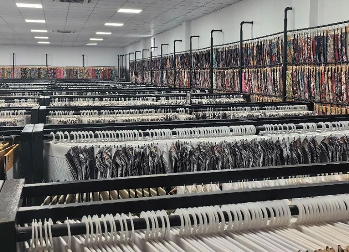 شركة شاوشينغ رويين للمنسوجات المحدودة.